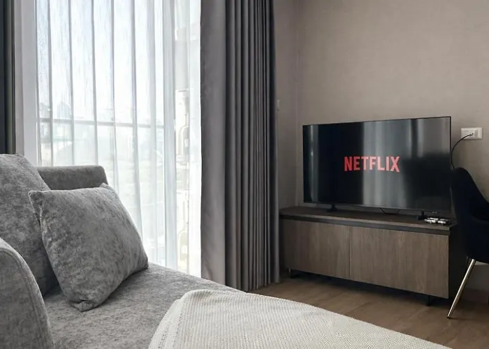 1bd With Rooftop Pool - 8 Min Mrt Free Shuttle Lägenhet