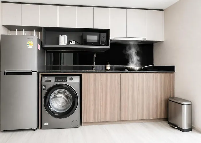 1bd With Rooftop Pool - 8 Min Mrt Free Shuttle Lägenhet